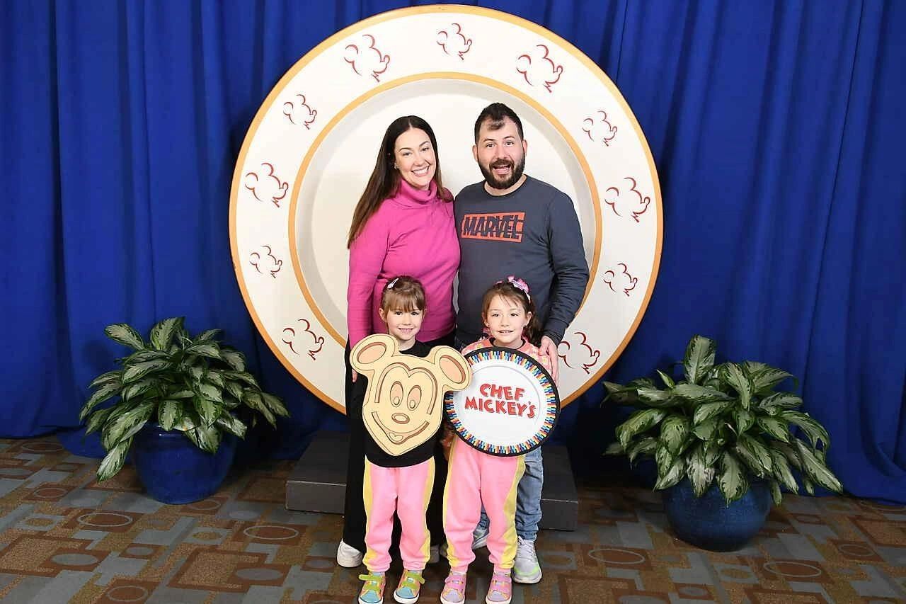 Família em uma experiência especial na Disney